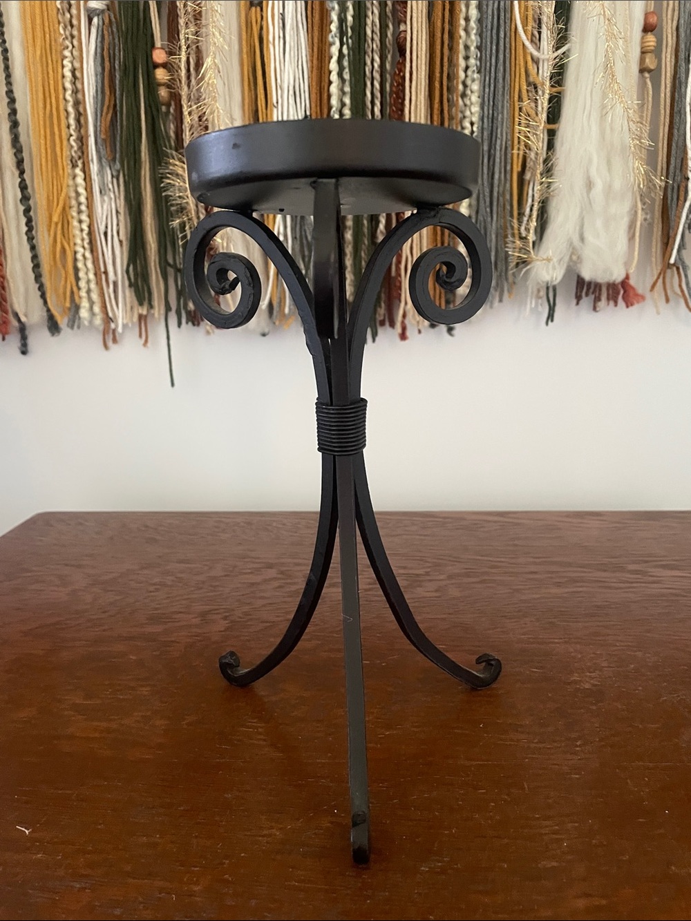 Black Decorative Metal Candle Holder - Elegant Scroll Accent